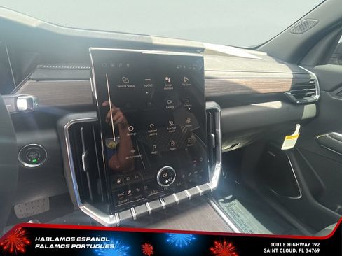 New 2026 GMC Acadia Denali w/ Super Cruise Package FWD image 19