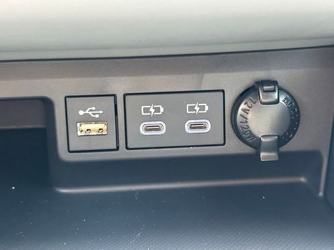New 2026 Toyota Highlander XLE AWD/4WD image 32