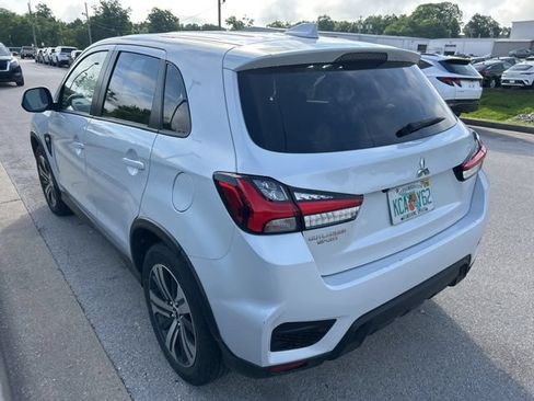 Used 2024 Mitsubishi Outlander Sport ES AWD/4WD image 4