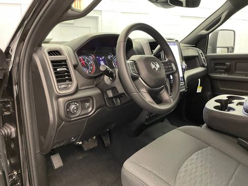 New 2026 RAM 2500 Tradesman AWD/4WD image 16