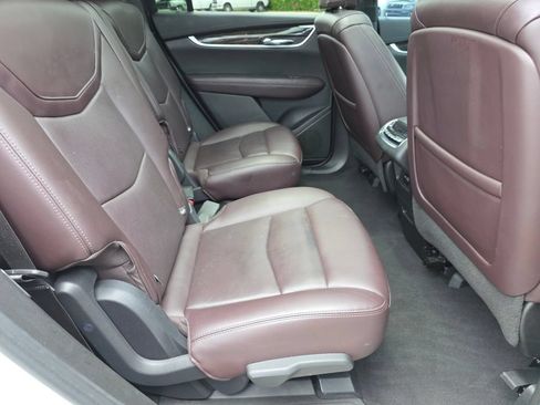 Used 2021 Cadillac XT6 Premium Luxury FWD image 18