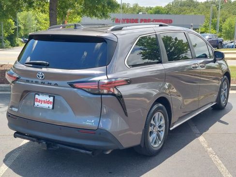 Used 2021 Toyota Sienna XLE w/ XLE Plus Package AWD/4WD image 29