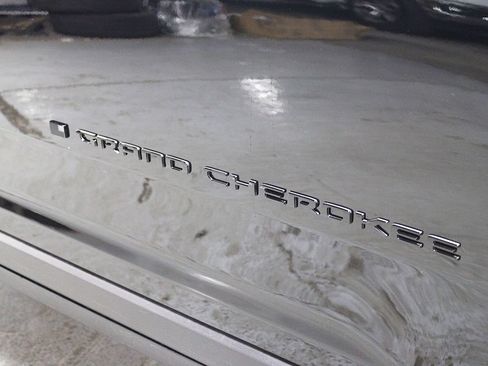 New 2026 Jeep Grand Cherokee Altitude AWD/4WD image 37