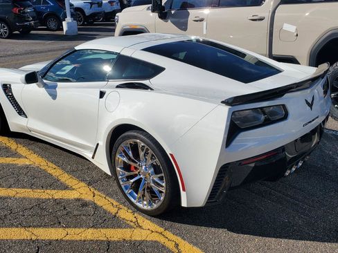 Used 2016 Chevrolet Corvette Z06 w/ 2LZ Preferred Equipment Group image 7