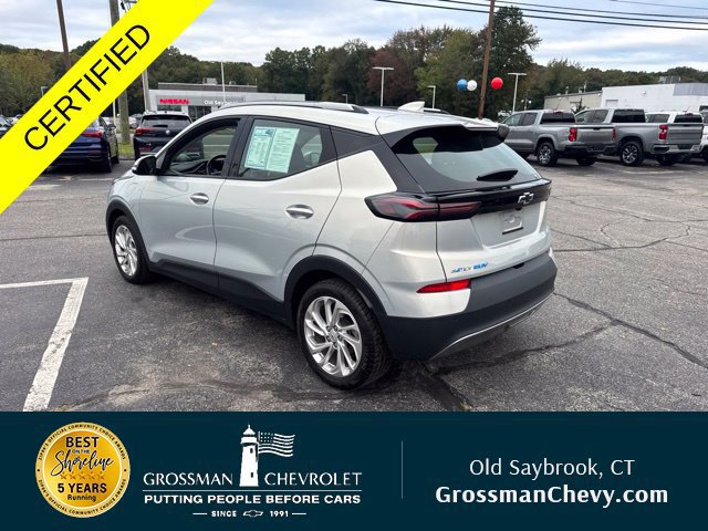 Used 2023 Chevrolet Bolt EUV LT w/ Comfort Package FWD image 6