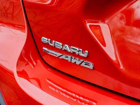 Used 2024 Subaru Crosstrek 2.0i image 18