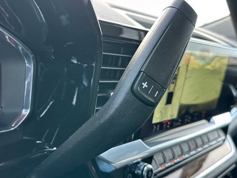 Used 2025 GMC Sierra 1500 SLE w/ X31 Off-Road Package image 36