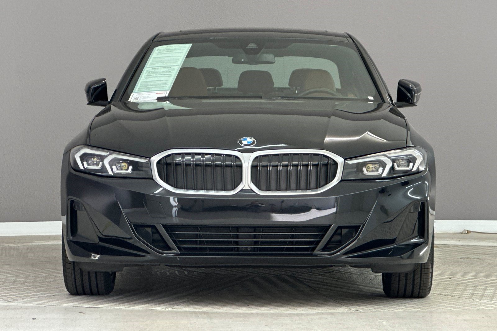 Used 2024 BMW 330i Sedan w/ Convenience Package RWD image 5