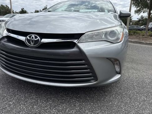Used 2015 Toyota Camry LE FWD image 9