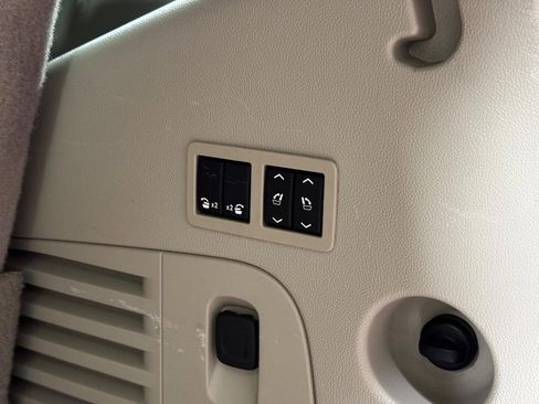 Used 2019 GMC Yukon Denali w/ Denali Ultimate Package image 13