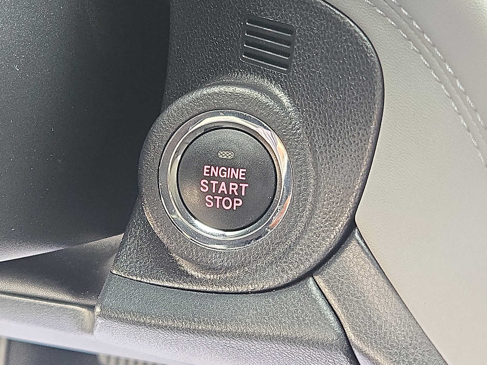 Used 2023 Subaru Outback Premium AWD/4WD image 22