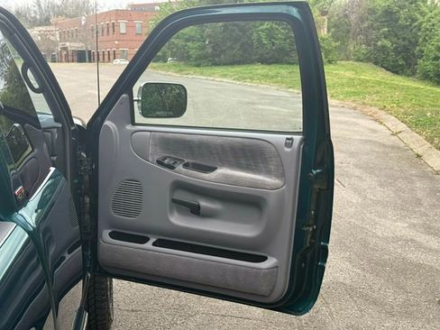 Used 1997 Dodge Ram 1500 Truck 4x4 Club Cab image 24