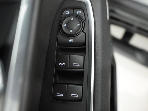 New 2026 Chevrolet Silverado 1500 RST w/ Redline Edition AWD/4WD image 12