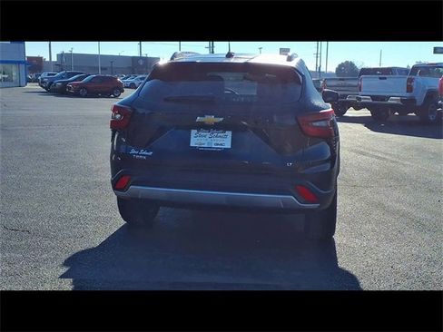 New 2026 Chevrolet Trax LT w/ Driver Confidence Package image 7