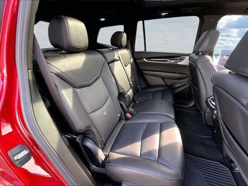 Used 2023 Cadillac XT6 Premium Luxury w/ Technology Package image 24