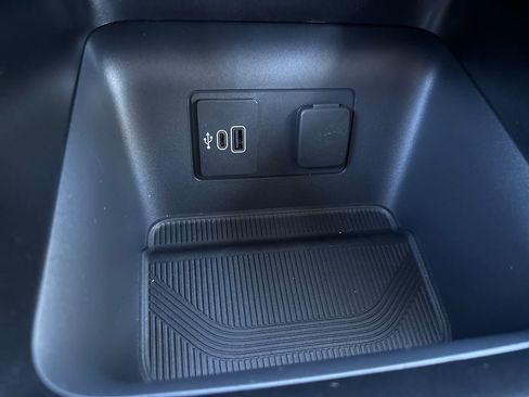 New 2026 Ford Explorer Active image 29