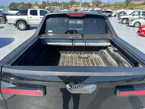 Used 2022 Hyundai Santa Cruz Limited w/ Cargo Package image 7