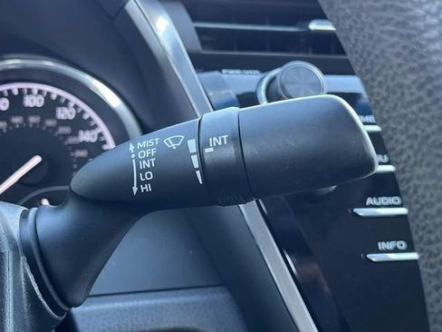 Used 2018 Toyota Camry LE FWD image 29