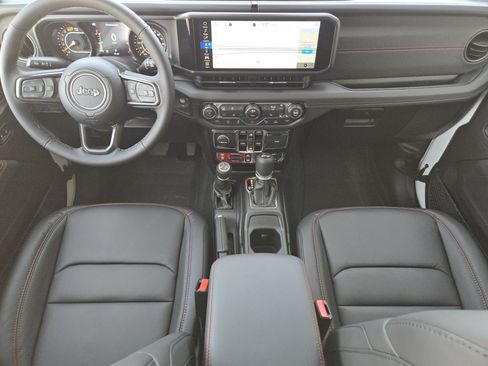 New 2026 Jeep Wrangler Unlimited Rubicon image 2