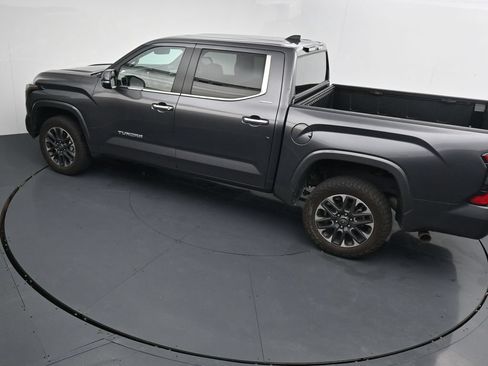Used 2025 Toyota Tundra Limited AWD/4WD image 13