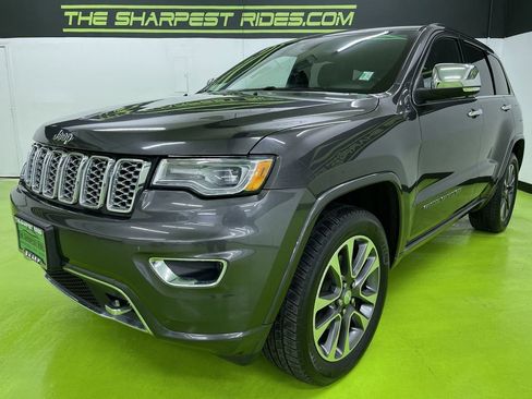 Used 2017 Jeep Grand Cherokee Overland image 5