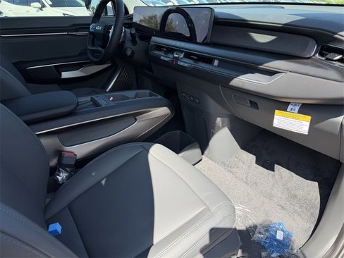 New 2026 Kia EV9 Light image 12