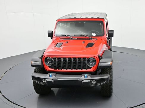Used 2025 Jeep Wrangler Unlimited Rubicon 4xe w/ Safety Group AWD/4WD image 21