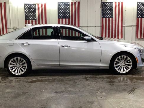 Used 2018 Cadillac CTS Premium Luxury image 2