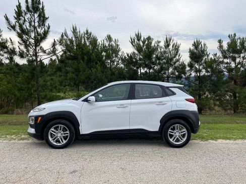 Used 2018 Hyundai Kona SE FWD image 8