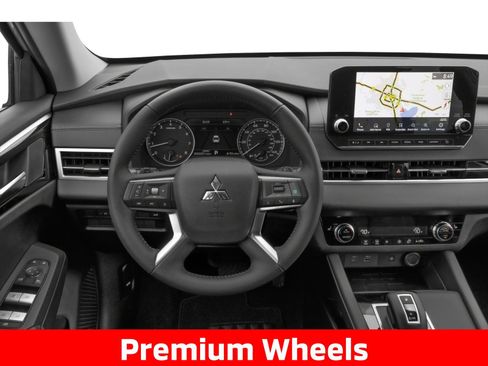 Used 2024 Mitsubishi Outlander SE FWD image 7