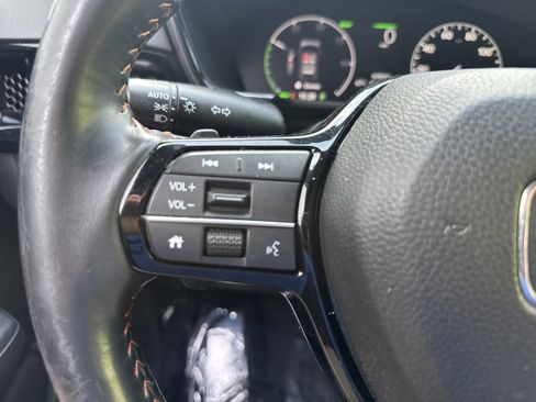 Used 2023 Honda CR-V Sport Touring image 25