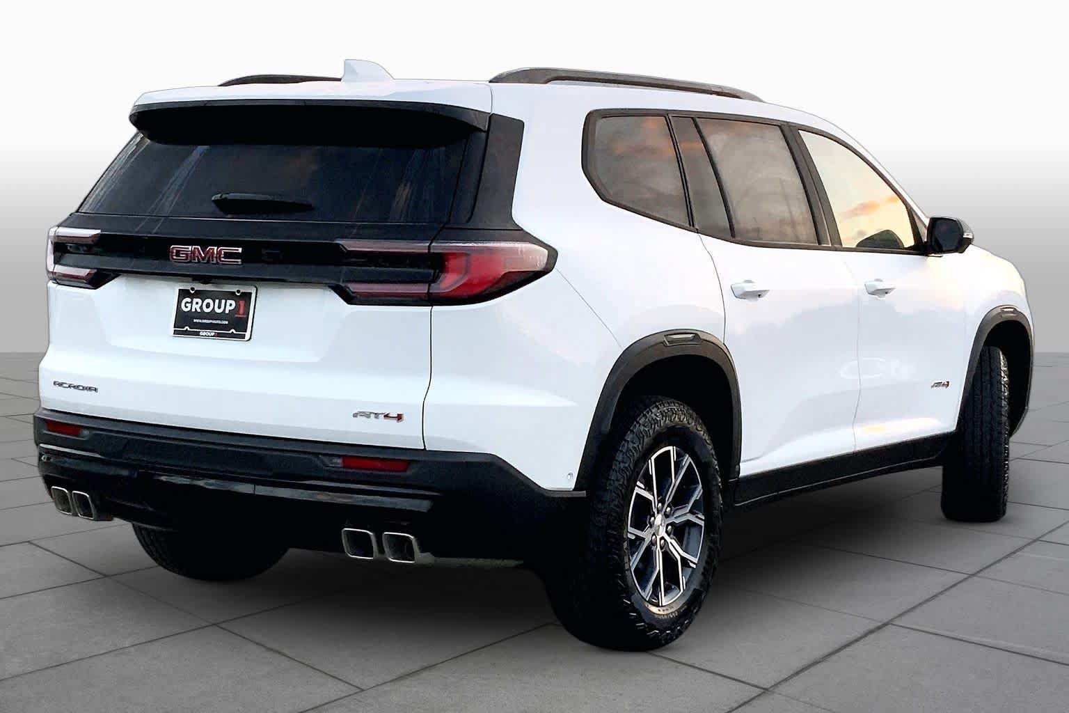 Used 2026 GMC Acadia AT4 w/ Super Cruise Package AWD/4WD image 12