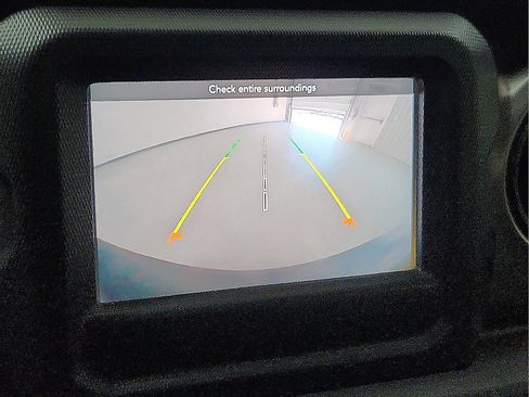 Used 2019 Jeep Wrangler Sport AWD/4WD image 12