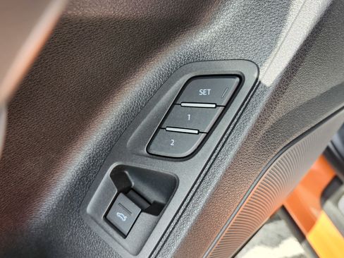 Used 2022 Audi Q3 2.0T Premium Plus w/ Premium Plus Package image 28