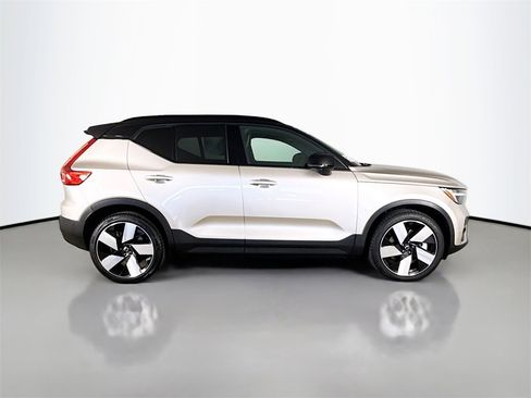 Certified 2024 Volvo XC40 Recharge Plus w/ Protection Package Premier image 8