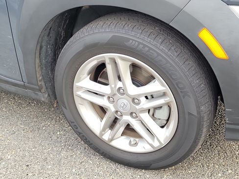 Used 2023 Hyundai Kona SE AWD/4WD image 4
