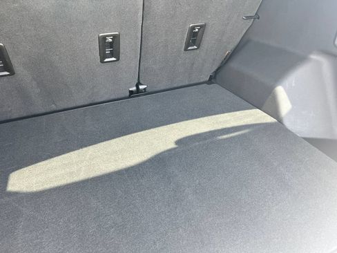 Used 2019 GMC Terrain SLT w/ Preferred Package AWD/4WD image 36