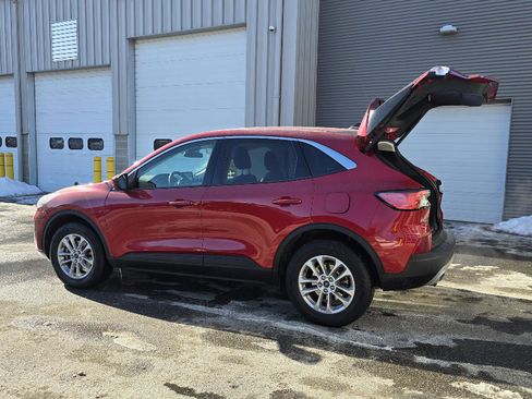 Used 2021 Ford Escape SE w/ Convenience Package image 6