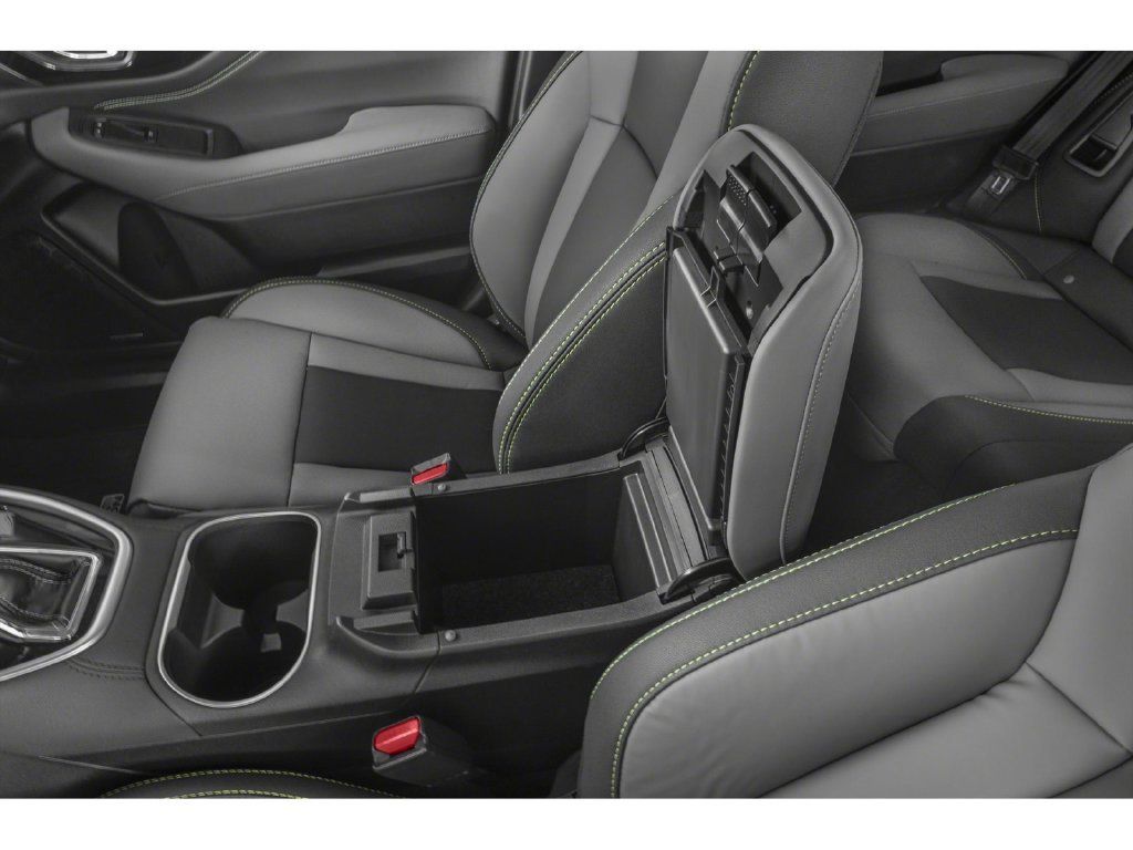 Used 2025 Subaru Outback Onyx Edition XT AWD/4WD image 9