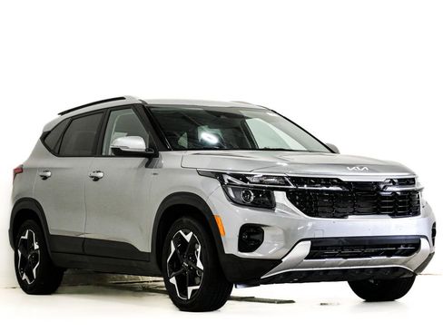 Used 2025 Kia Seltos S FWD image 1