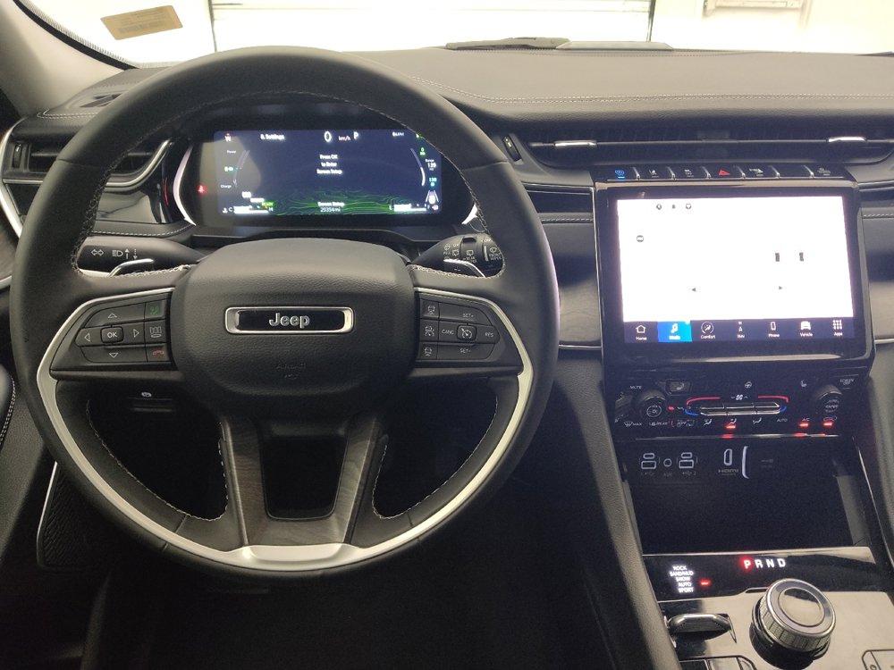 Used 2023 Jeep Grand Cherokee 4WD 4xe image 22