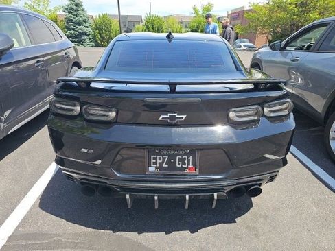 Used 2019 Chevrolet Camaro SS RWD image 4