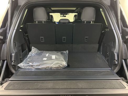 New 2026 Lincoln Navigator Black Label AWD/4WD image 42