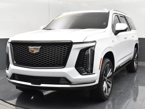 Used 2026 Cadillac Escalade Sport w/ Touring Package AWD/4WD image 13