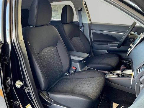 New 2026 Mitsubishi Outlander Sport LE AWD/4WD image 11
