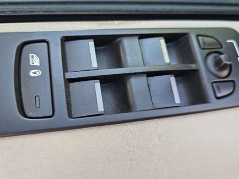 Used 2020 Land Rover Discovery Sport S AWD/4WD image 18