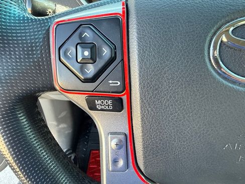 Used 2015 Toyota Tacoma PreRunner w/ SR5 Package RWD image 27