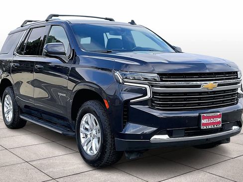 Used 2022 Chevrolet Tahoe LT w/ Luxury Package image 2