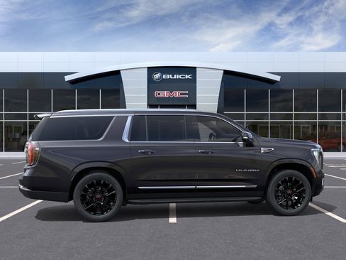 New 2026 GMC Yukon XL Elevation AWD/4WD image 5