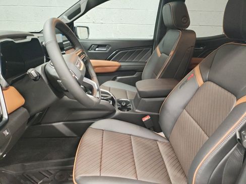 New 2026 GMC Canyon AT4 w/ Technology Plus Package image 21